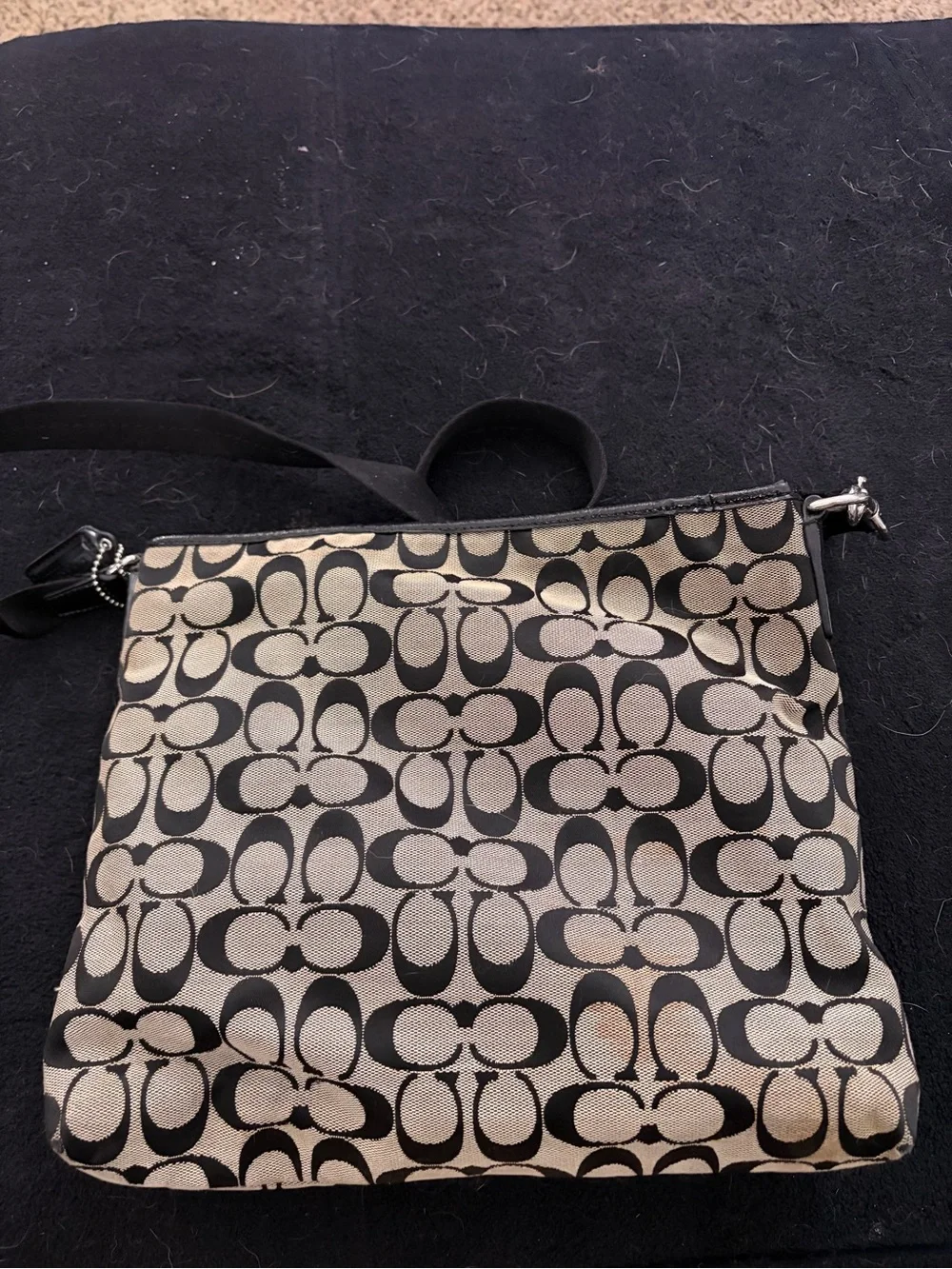 Coach Signature Canvas Crossbody Bag in Black and gray - Picture 2 of 5
